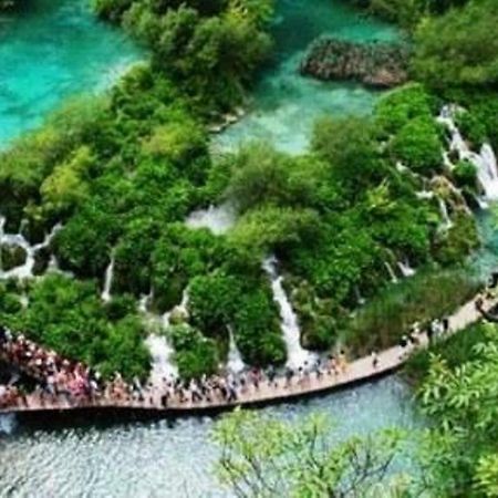 Plitvice Valley Apartments Licko Petrovo Selo ภายนอก รูปภาพ