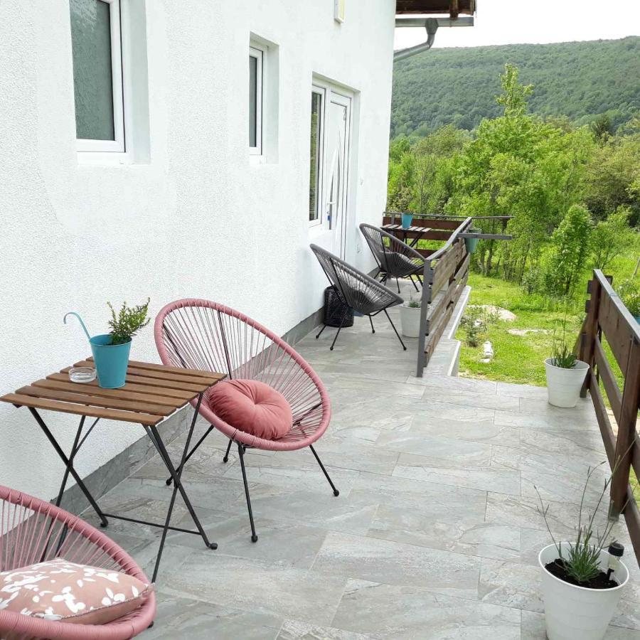 Plitvice Valley Apartments Licko Petrovo Selo ภายนอก รูปภาพ