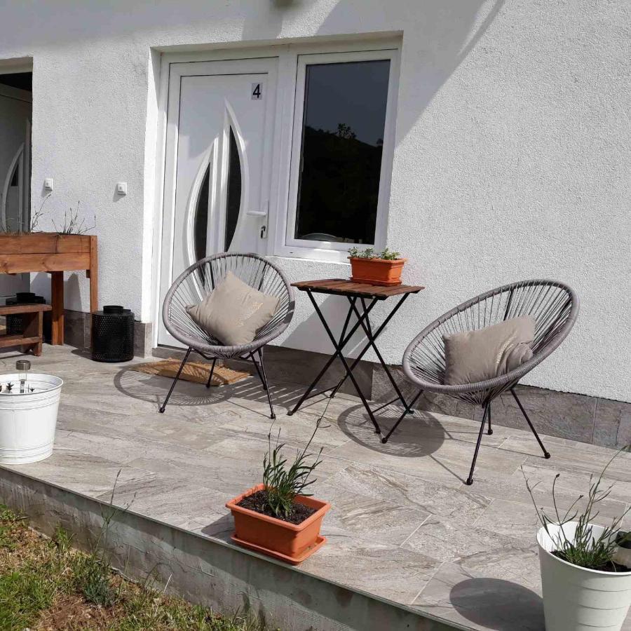 Plitvice Valley Apartments Licko Petrovo Selo ภายนอก รูปภาพ