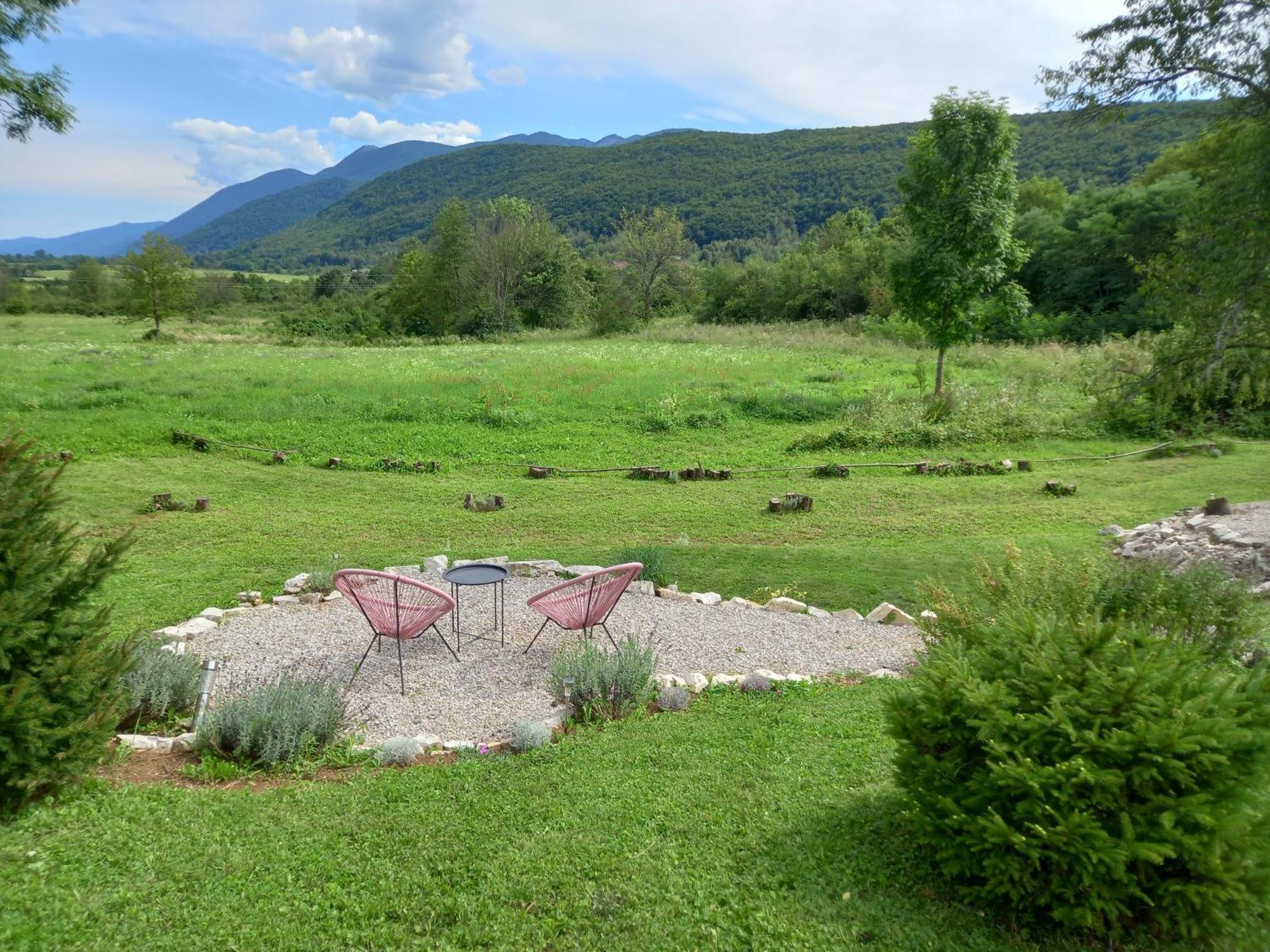 Plitvice Valley Apartments Licko Petrovo Selo ภายนอก รูปภาพ