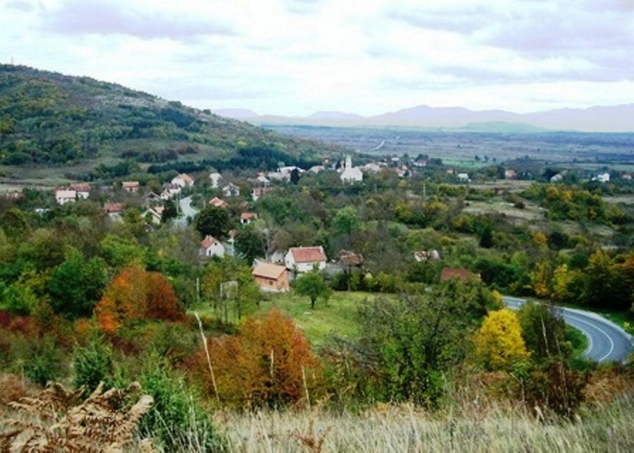 Plitvice Valley Apartments Licko Petrovo Selo ภายนอก รูปภาพ